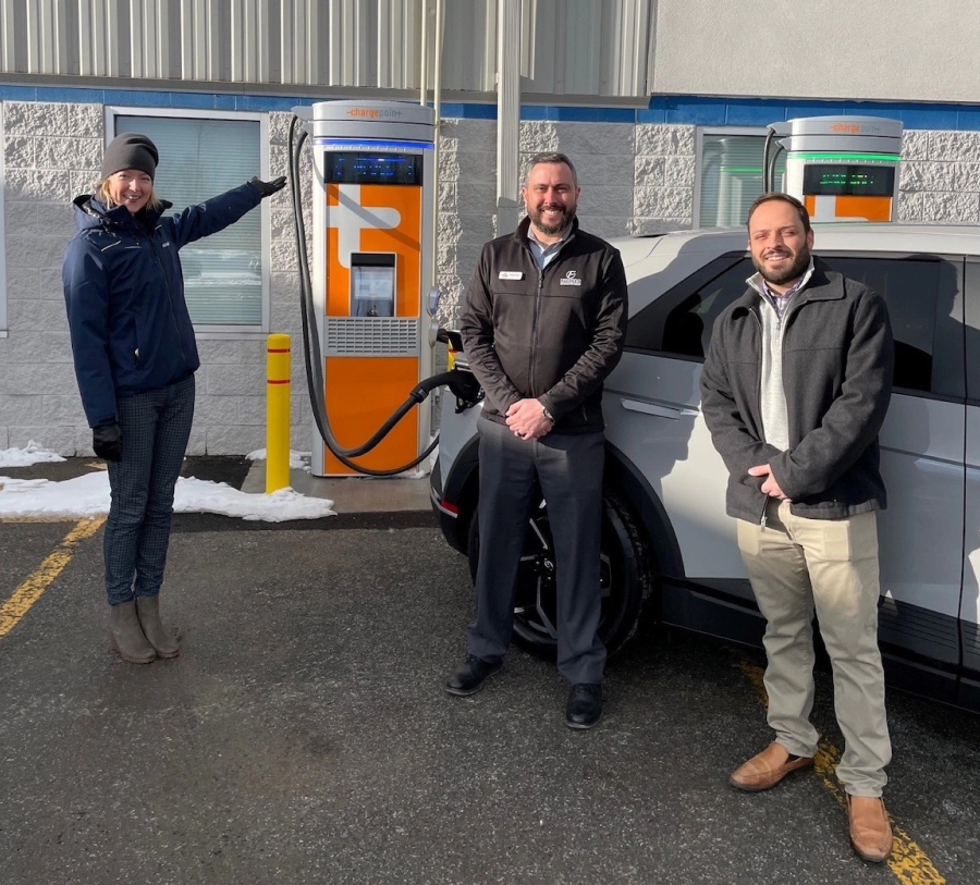 Fuccillo Hyundai of Grand Island & National Grid Mark Installation of 5 New Electric Vehicle Charging Stations